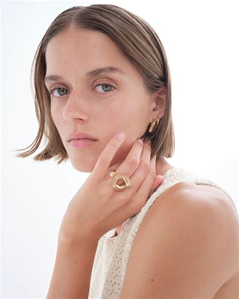 BONNIE PANASENKO - STANISLAS MOTZ NEIDHART - TABAYER | Identity Models