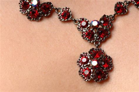 16 Pictures of Ruby Gemstones to Inspire You | LoveToKnow
