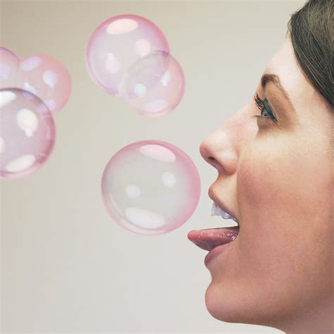 BubbleLick - Create Edible Bubbles From Your Favorite Drinks | The ...