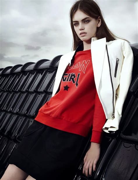 Eva H. – NEWfaces