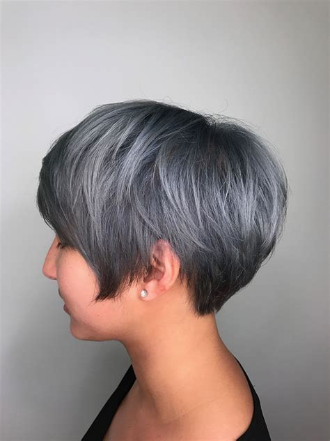 Silver pixie. Granny hair | Kapsels