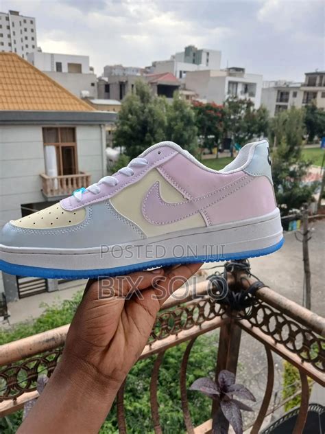 color changing nike 1