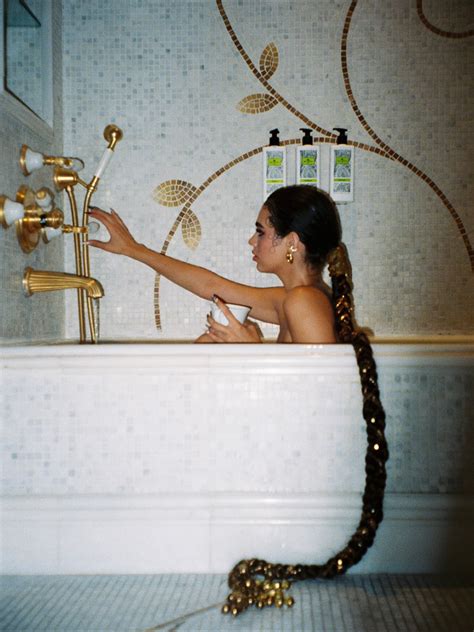 Madi Webb - Madi Webb added a new photo — in Manhattan,...