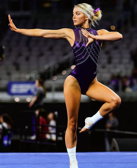 Olivia Dunn's Nipple Slip: Public Reaction - Truth or Fiction