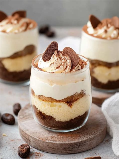 mini tiramisu cups  bake dessert bliss   minutes recipes  elani