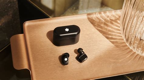 Представлены первые TWS-наушники Montblanc — Wylsacom