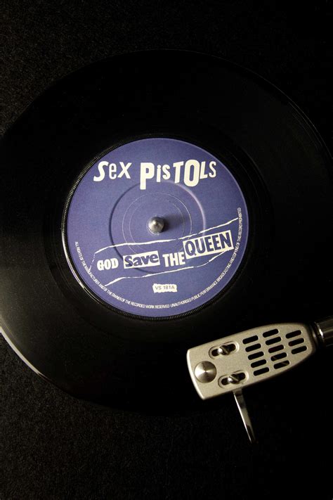 The Sex Pistols, God Save The Queen, Virgin Records 1977 — Geomotrons