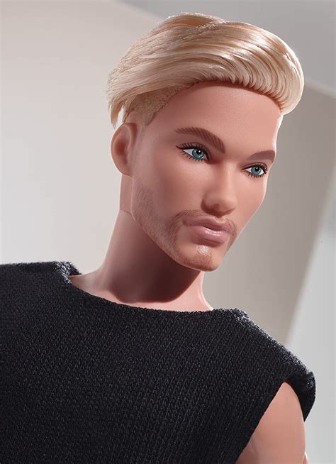 Купить Коллекционная кукла Барби Кен блондин Barbie Signature Looks Ken ...