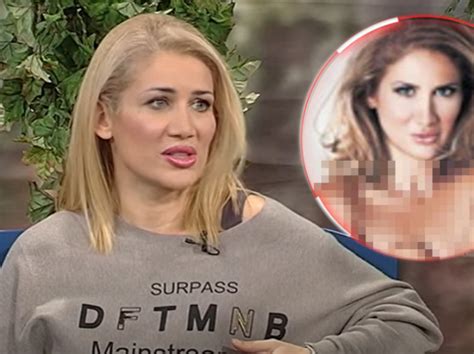 SLIKALA SE OBNAŽENA, PA IZGUBILA POSAO: Poznatu voditeljku na sve ...