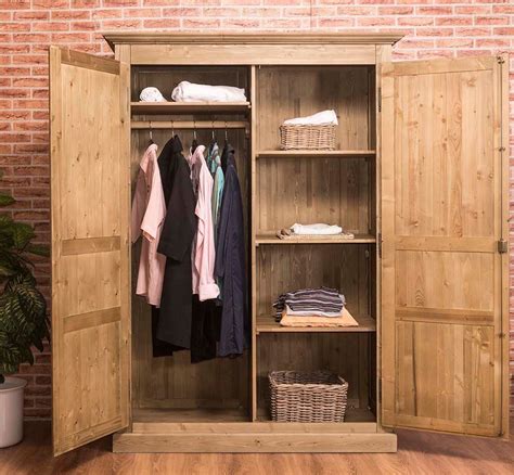 dulap lemn masiv cu  usi natur luis alege din sute de modele woodmood