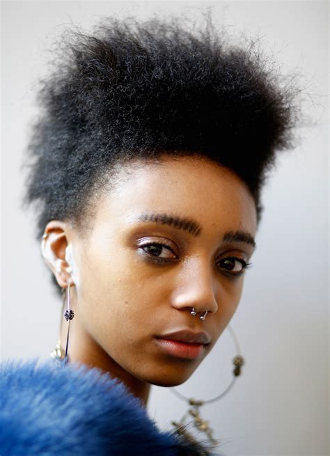 how long does it take to heal a septum piercing