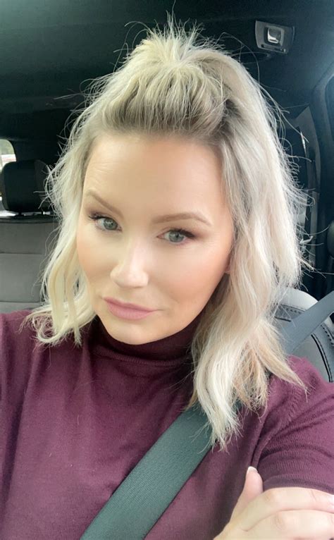 Bree_9444 - Foot Adoration, Foot Fetish Directory and Foot Fetish