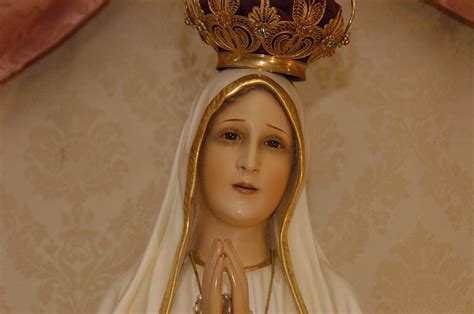 Podemos pedir tudo a Maria?