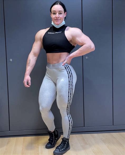 Amandine Kolly