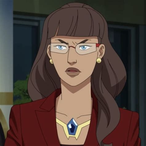 pin de lynn  em invincible trajes de heroi heroi novo mundo