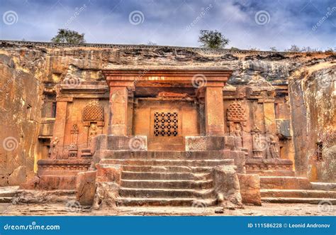 dashavatara hindu temple cave    ellora caves complex