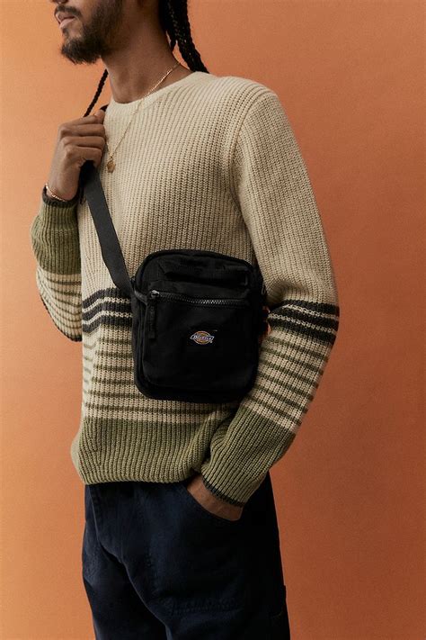 Dickies Moreauville Cross-Body Bag | Urban Outfitters UK