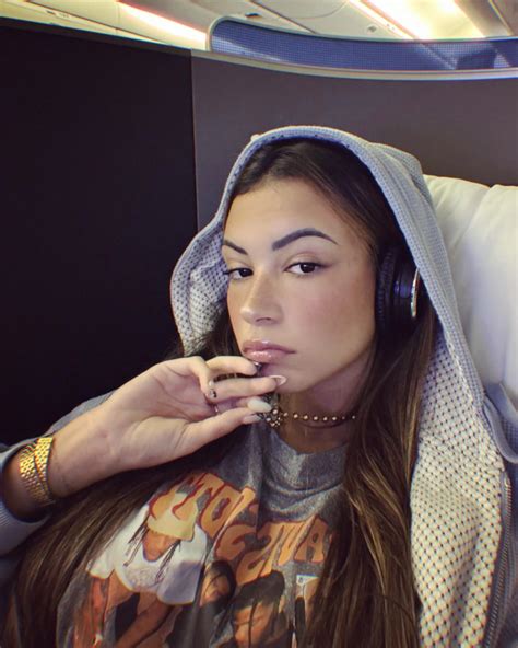 gabriela moura | zZzZz hi LA i’m back ☆ | Instagram