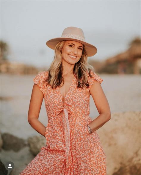Crystal Egger - Formally NBC San Diego : r/hot_reporters