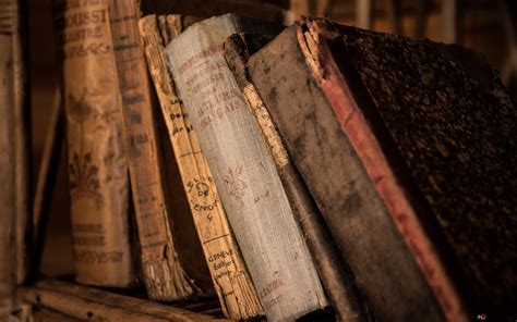 old books in the library 2K wallpaper download