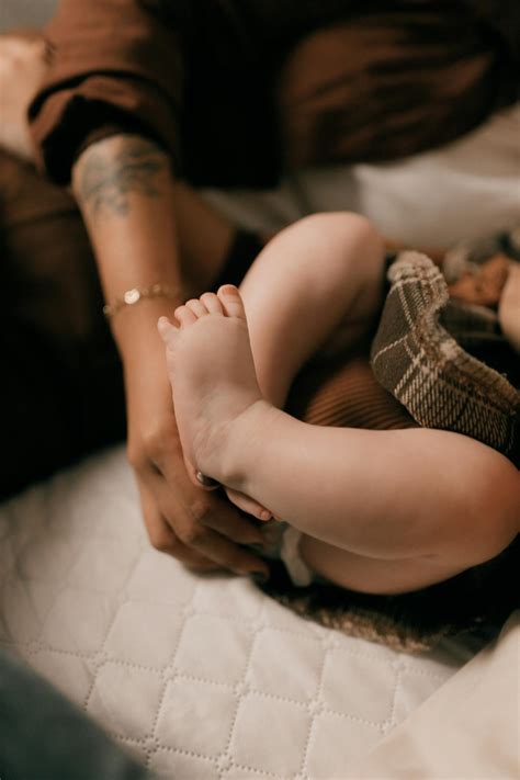 Mom Feet Photos, Download The BEST Free Mom Feet Stock Photos & HD Images