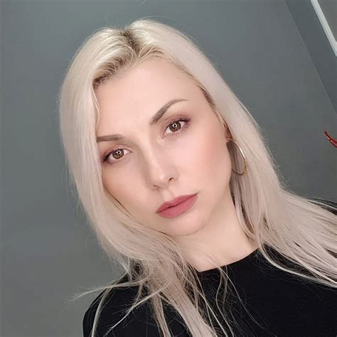 Дарина Мунтяну- Визажист