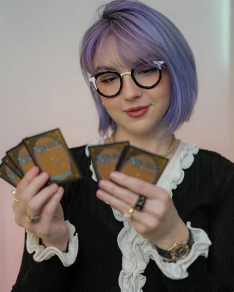 Taalia Vess (@taaliavess) • Instagram photos and videos