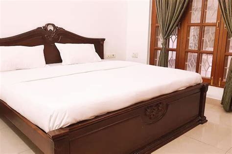 Hotels In Bangalore With Bathtub | Book from 15 Stay Options @Best Price