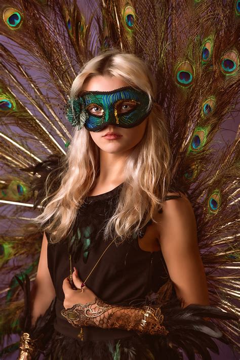 how to make a peacock costume 2