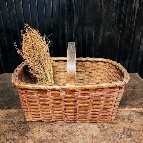 Antique Split Oak Gathering Farmhouse Basket - Karnik's Antiques