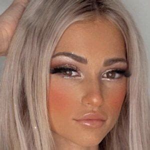 Danyell Lanza - Age, Family, Bio | Famous Birthdays