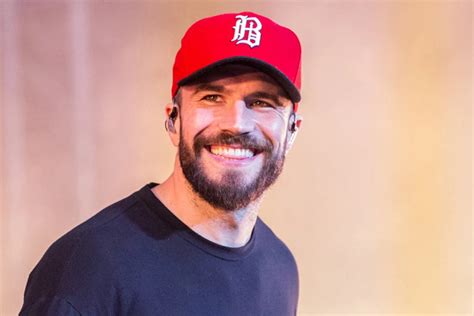 Sam Hunt's 'Kinfolks' Lyrics Tell His Kind of Love Story