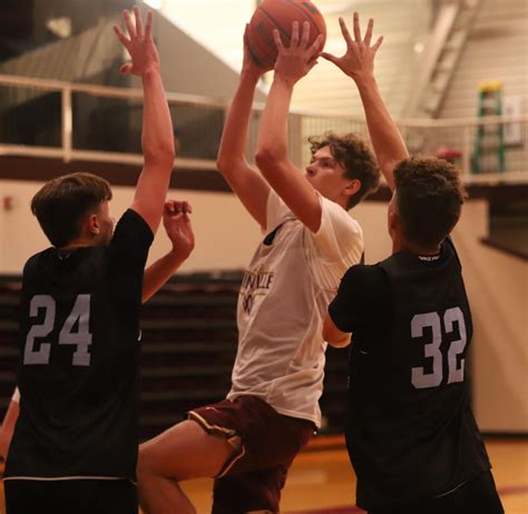 Moser scores 33 as Mountain Lions defeat Cumberland Gap