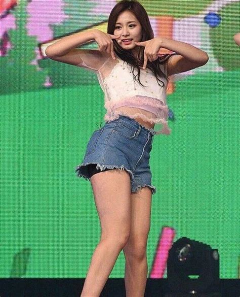 pin  ng teong guan  idol pretty korean girls girls  mini