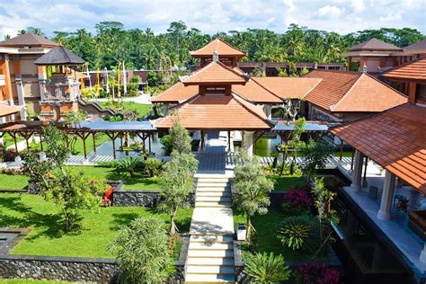 Checking Into the Padma Resort Ubud - Explore Shaw