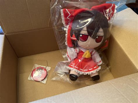 reimu rock climbing : r/Fumofumo