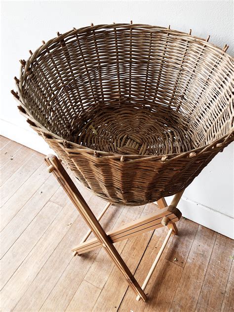 Vintage Laundry Basket - 4 Umag