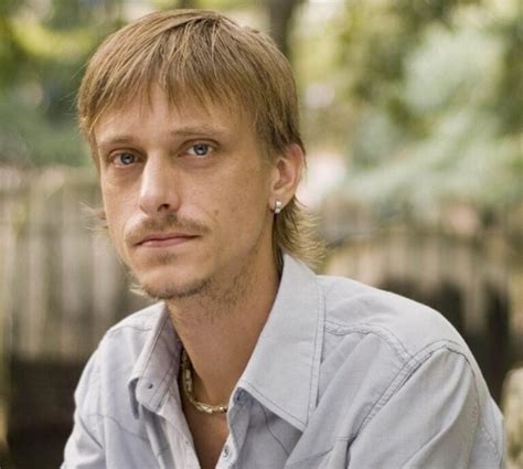 Mackenzie Crook Weight Loss: Before And After Photos