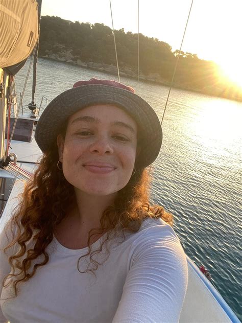 Stav Ochakovski – Medium