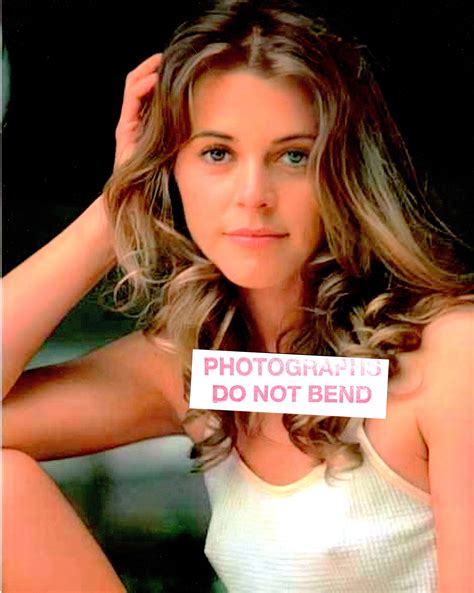 8x10 photo Lindsay Wagner pretty sexy 1970s TV star publicity | Etsy