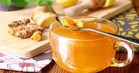 Чай с куркумой: полезные свойства, как заваривать
