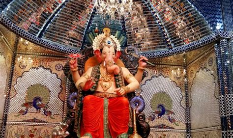 Lalbaugcha Raja LIVE Darshan 2016: Watch Lalbaugcha Raja Live Aarti ...