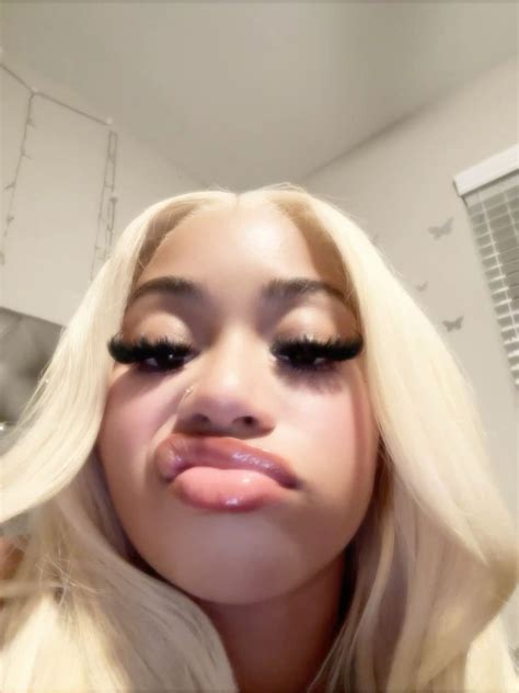 Pin by prettyshy on Quick Saves in 2025 | Pretty selfies, Pretty lashes