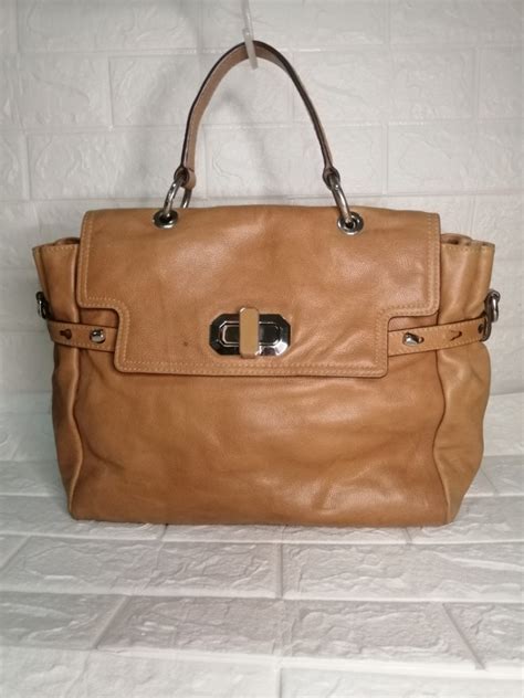 Dissona Satchel Leather Bag, Luxury, Bags & Wallets on Carousell