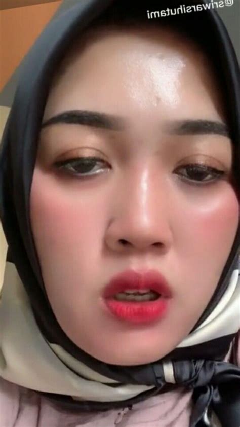 Pin oleh badibul we di Aktris di 2024 | Orang cantik, Wajah, Wanita ...