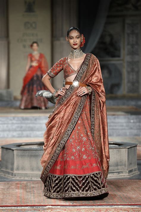 Nip Slips Of Bollywood Actresses Photos, Download The BEST Free Nip