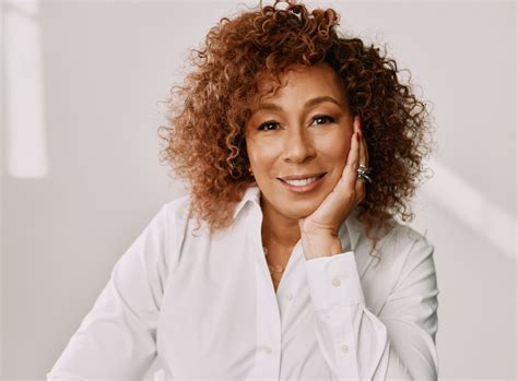 Tamara Tunie | Steppenwolf Theatre