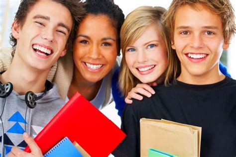 تینیجر به چه معناست؟ teenager چه سنی است؟ - مینویسم