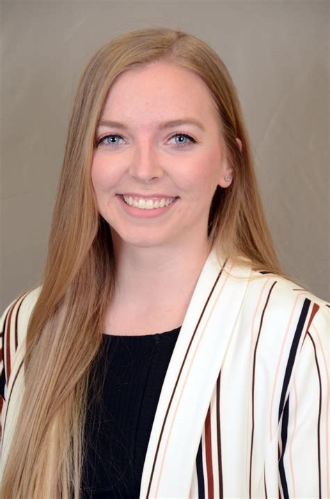 Emily Jones's Instagram, Twitter & Facebook on IDCrawl