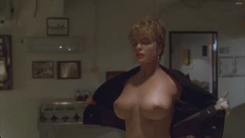 multi erika eleniak  siege  hd p phunorg forum